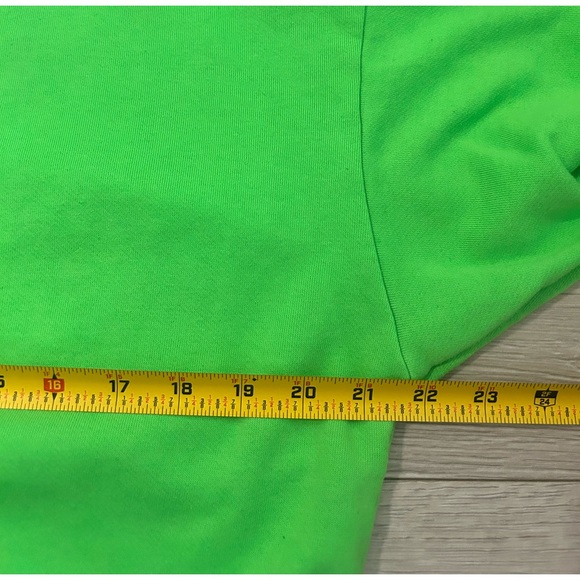 Alo Yoga Accolade Crew Neck Pullover in Green Glow - Picture 10 of 11